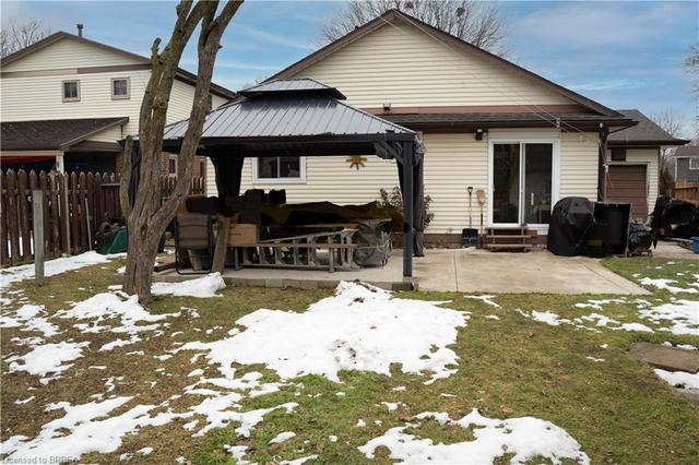 117 Cindy Avenue, House detached with 4 bedrooms, 2 bathrooms and 4 parking in Cambridge ON | Image 35