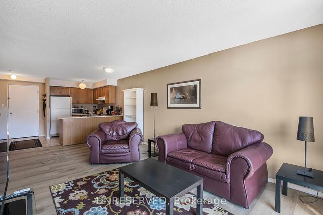 303 - 107 Bond St, Condo with 2 bedrooms, 2 bathrooms and 1 parking in Orillia ON | Image 5