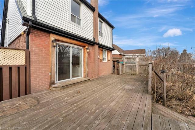 221 East 14th Street, House detached with 3 bedrooms, 2 bathrooms and 1 parking in Hamilton ON | Image 17