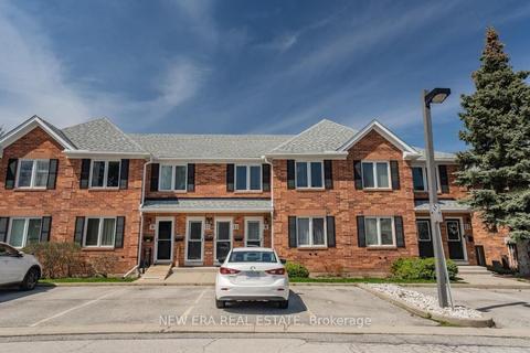 12 - 2120 Headon Rd, Townhouse with 2 bedrooms, 1 bathrooms and 1 parking in Burlington ON | Card Image