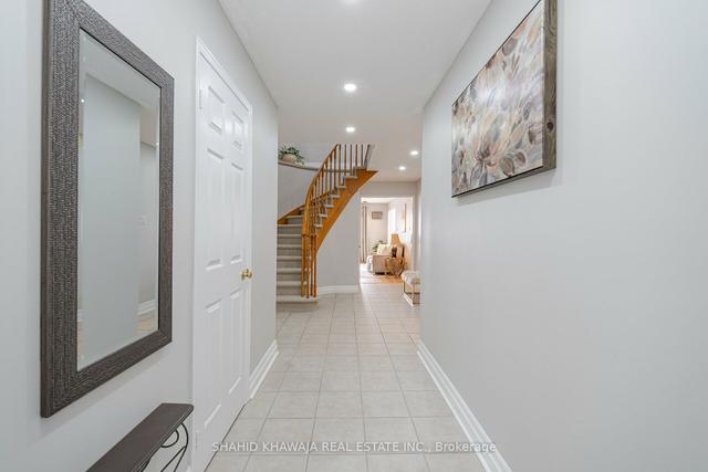 1624 Burnside Dr, House detached with 4 bedrooms, 4 bathrooms and 4 parking in Pickering ON | Image 34