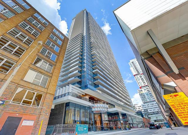 2911 - 38 Widmer St, Condo with 3 bedrooms, 2 bathrooms and 0 parking in Toronto ON | Image 1
