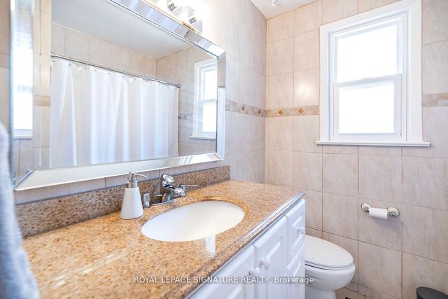 133 Porchester Dr, House detached with 3 bedrooms, 2 bathrooms and 3 parking in Toronto ON | Image 10