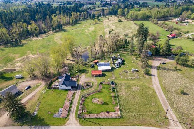 2330 Kettle River Drive, House detached with 3 bedrooms, 1 bathrooms and 10 parking in Grand Forks BC | Image 20