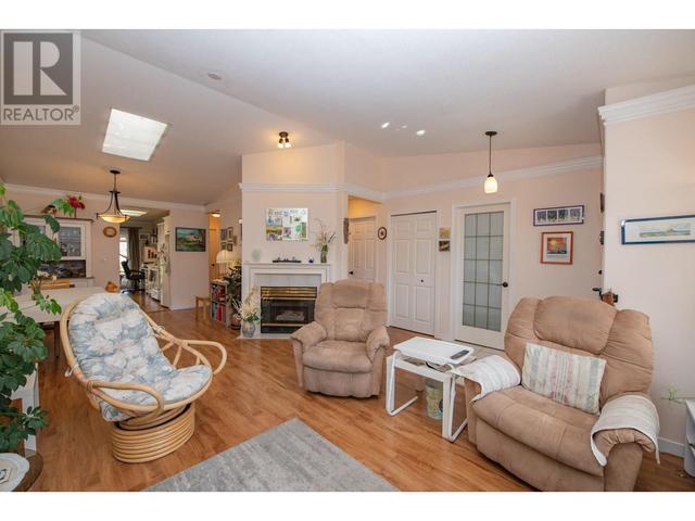 1001 - 30 Avenue Unit# 8, House attached with 2 bedrooms, 2 bathrooms and 2 parking in Vernon BC | Image 7