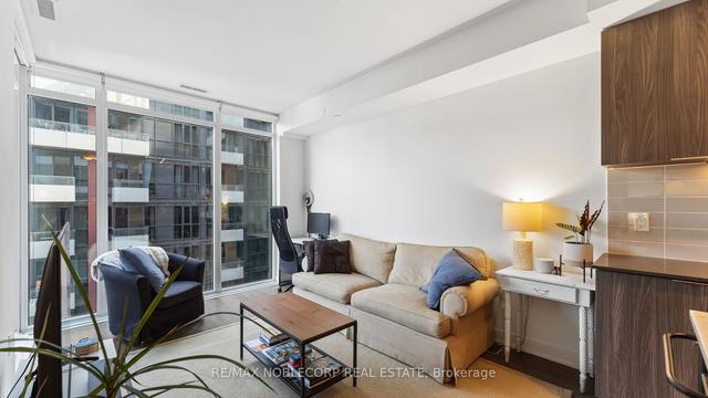 919 - 576 Front St, Condo with 1 bedrooms, 1 bathrooms and 0 parking in Toronto ON | Image 11