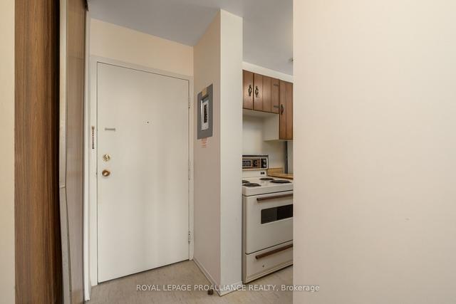 408 - 17 Eldon Hall Pl, Condo with 2 bedrooms, 1 bathrooms and 1 parking in Kingston ON | Image 28