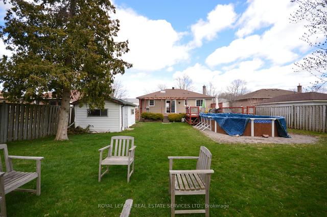 36 Linton Ave, House detached with 3 bedrooms, 1 bathrooms and 4 parking in Ajax ON | Image 31