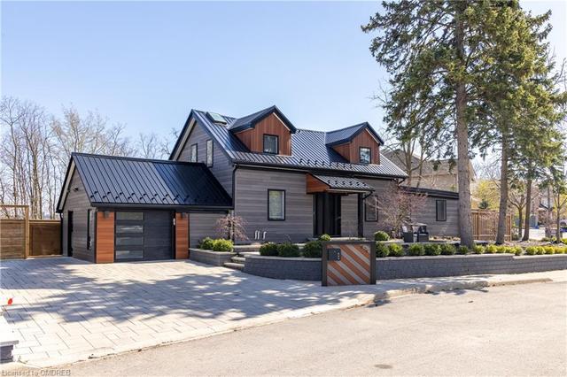 676 Bayshore Boulevard, House detached with 5 bedrooms, 4 bathrooms and 5 parking in Burlington ON | Image 1