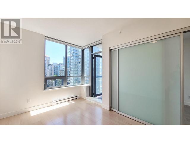 1205 - 1308 Hornby Street, Condo with 1 bedrooms, 1 bathrooms and null parking in Vancouver BC | Image 3
