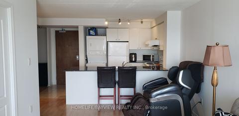702 - 4600 Steeles Ave E, Condo with 1 bedrooms, 1 bathrooms and 1 parking in Markham ON | Card Image