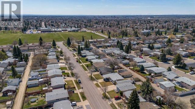 1912 18 Street N, House detached with 4 bedrooms, 2 bathrooms and 4 parking in Lethbridge AB | Image 47