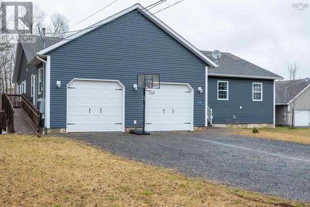 168 Orchard Street, House detached with 4 bedrooms, 3 bathrooms and null parking in Berwick NS | Image 3