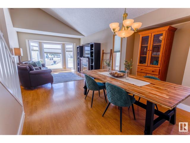 3244 36b Av Nw, House detached with 5 bedrooms, 3 bathrooms and null parking in Edmonton AB | Image 8