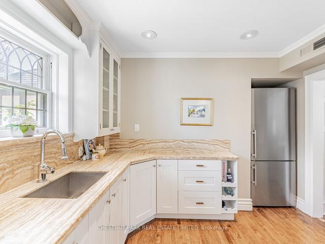 1113 Kipling Ave, House detached with 2 bedrooms, 2 bathrooms and 5 parking in Toronto ON | Image 18