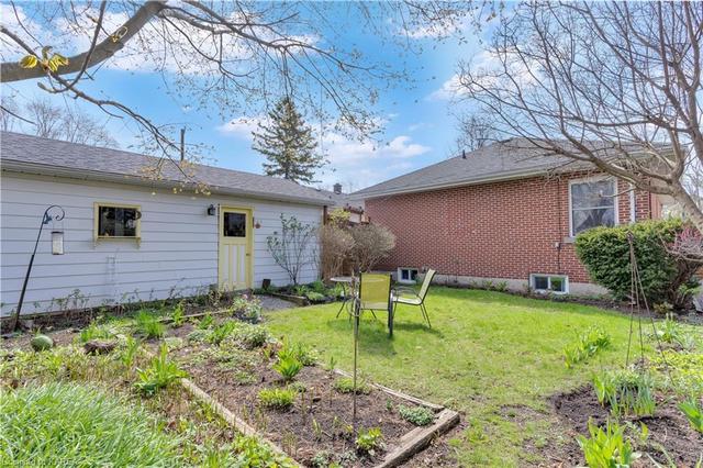 159 Carruthers Avenue, House detached with 3 bedrooms, 1 bathrooms and 3 parking in Kingston ON | Image 18