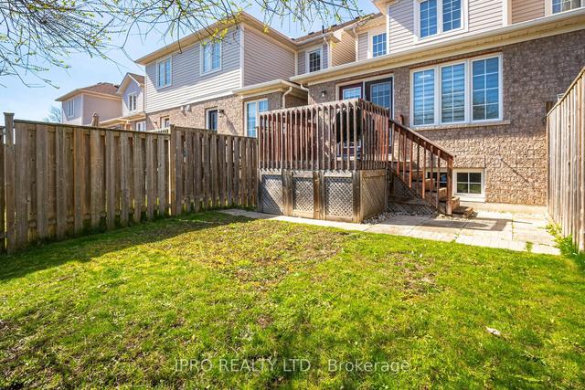 44 Tincomb Cres, House attached with 3 bedrooms, 3 bathrooms and 3 parking in Whitby ON | Image 30