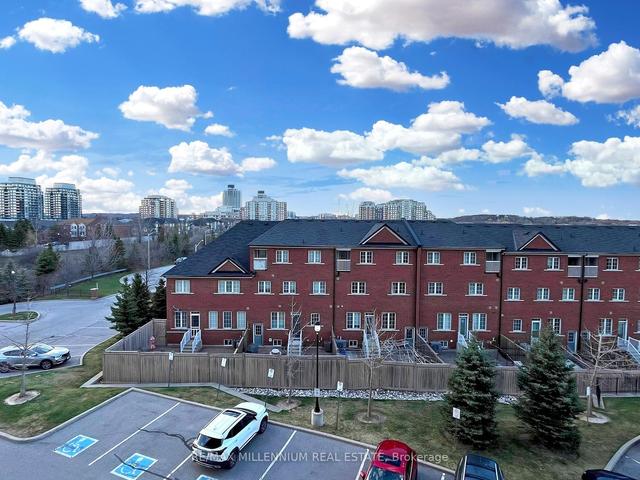 413 - 75 King William Cres, Condo with 1 bedrooms, 1 bathrooms and 1 parking in Richmond Hill ON | Image 24