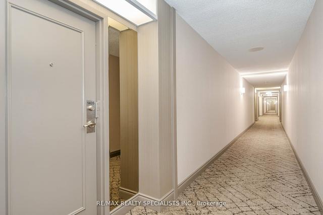 1405 - 5 Lisa St N, Condo with 3 bedrooms, 2 bathrooms and 2 parking in Brampton ON | Image 30
