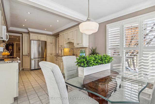 2120 Wincanton Cres, House detached with 4 bedrooms, 4 bathrooms and 4 parking in Mississauga ON | Image 2