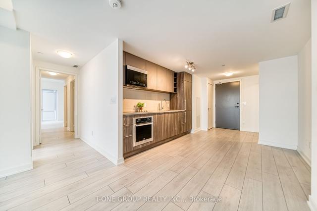 722 - 2033 Kennedy Rd, Condo with 3 bedrooms, 2 bathrooms and 1 parking in Toronto ON | Image 28