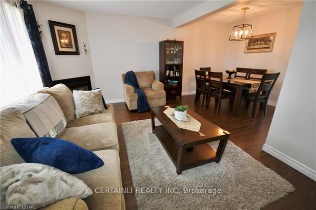 2 - 135 Belmont Dr, Townhouse with 3 bedrooms, 2 bathrooms and 1 parking in London ON | Image 29