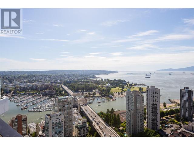3902 - 889 Pacific Street, Condo with 4 bedrooms, 4 bathrooms and 4 parking in Vancouver BC | Image 2