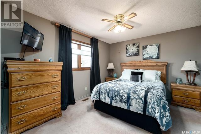 1515 Dove Road, House detached with 4 bedrooms, 2 bathrooms and null parking in Regina SK | Image 10