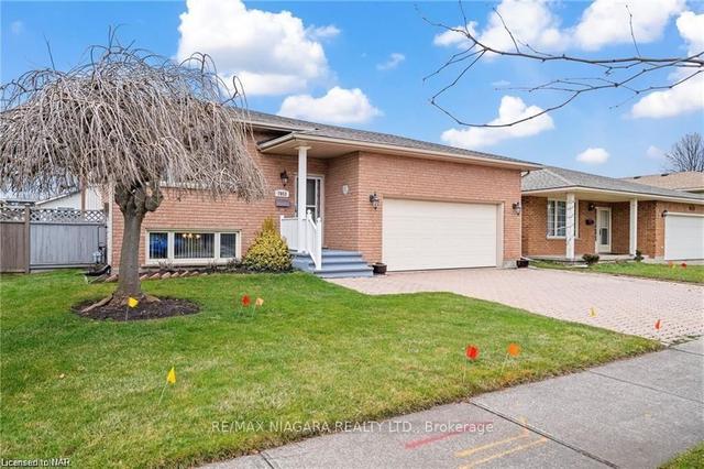 7853 Alfred St, House detached with 3 bedrooms, 2 bathrooms and 4 parking in Niagara Falls ON | Image 12