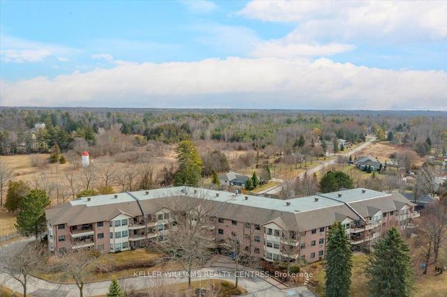 211 - 111 Grew Blvd, Condo with 2 bedrooms, 2 bathrooms and 1 parking in Georgina ON | Image 1