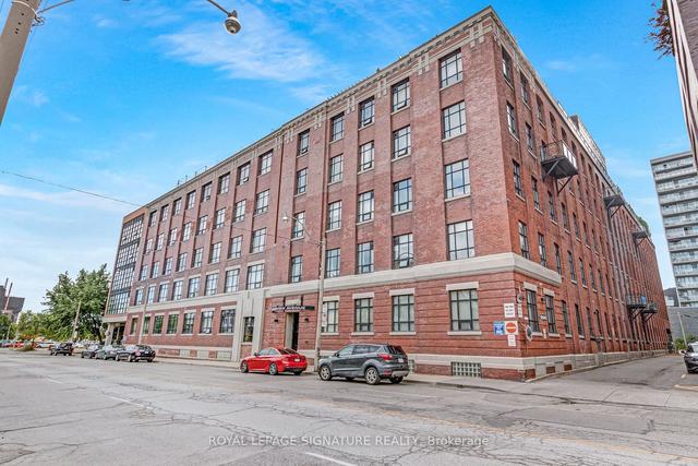 305 - 68 Broadview Ave, Condo with 2 bedrooms, 2 bathrooms and 2 parking in Toronto ON | Image 30