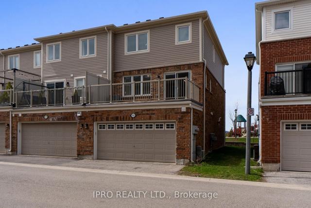 15 Tight Crt, House attached with 4 bedrooms, 4 bathrooms and 3 parking in Milton ON | Image 30