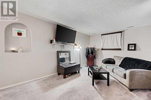 5220 19 Avenue Nw, House detached with 4 bedrooms, 2 bathrooms and 5 parking in Calgary AB | Image 23