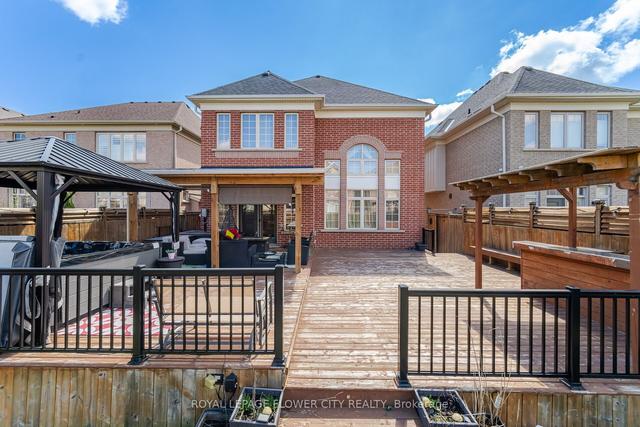 7 Legendary Circ, House detached with 4 bedrooms, 5 bathrooms and 10 parking in Brampton ON | Image 35