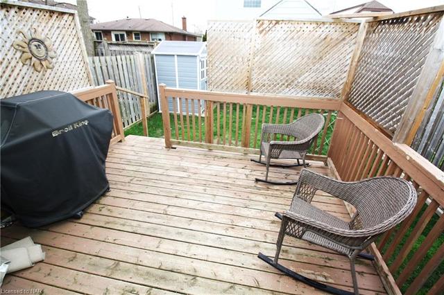68a Hillview Road N, House semidetached with 3 bedrooms, 1 bathrooms and 3 parking in St. Catharines ON | Image 24
