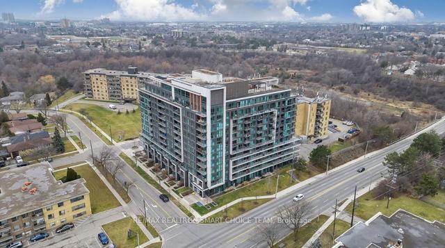704 - 80 Esther Lorrie Dr, Condo with 1 bedrooms, 1 bathrooms and 1 parking in Toronto ON | Image 1