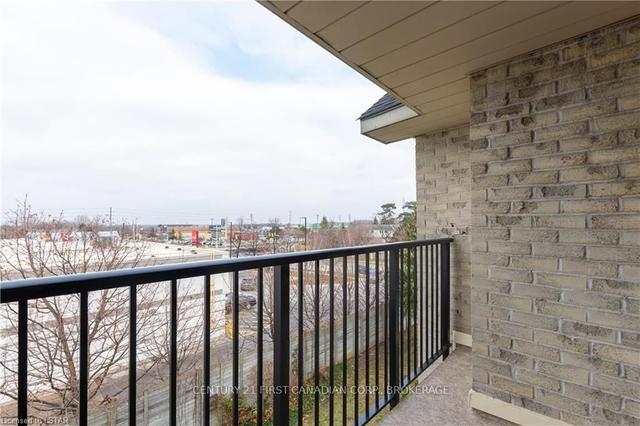 308 - 739 Deveron Cres, Condo with 2 bedrooms, 1 bathrooms and 0 parking in London ON | Image 17