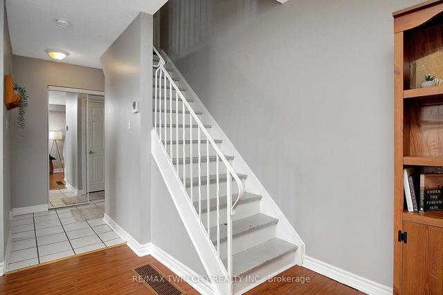 h - 766 Walter St, Townhouse with 3 bedrooms, 1 bathrooms and 1 parking in Cambridge ON | Image 4