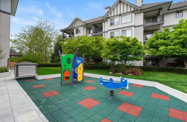 231 - 27358 32 Avenue, Condo with 3 bedrooms, 2 bathrooms and 1 parking in Langley BC | Image 6