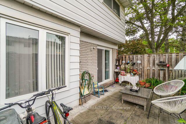 3 - 2226 Upper Middle Rd, Townhouse with 3 bedrooms, 4 bathrooms and 2 parking in Burlington ON | Image 28