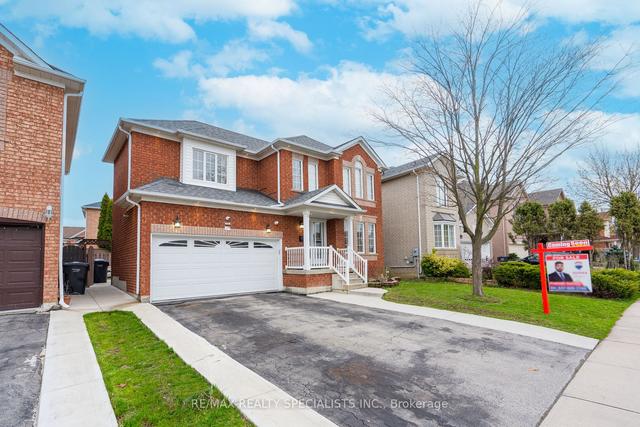 27 Great Plains St, House detached with 3 bedrooms, 4 bathrooms and 6 parking in Brampton ON | Image 1