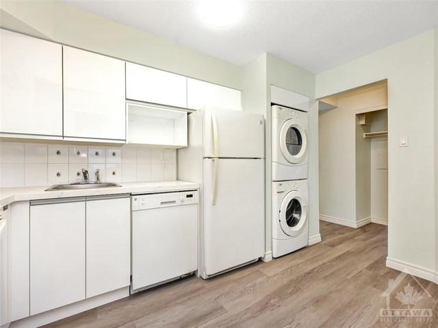 309 - 1025 Grenon Avenue, Condo with 2 bedrooms, 2 bathrooms and 1 parking in Ottawa ON | Image 6
