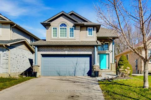 1182 Smither Rd, London, ON, N6G5R8 | Card Image