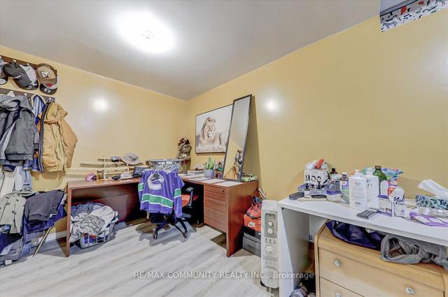 44 - 161 Wickson Tr, Townhouse with 3 bedrooms, 2 bathrooms and 2 parking in Toronto ON | Image 16