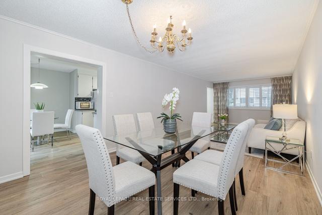 4 - 90 Sarah Lane, Townhouse with 3 bedrooms, 4 bathrooms and 2 parking in Oakville ON | Image 2