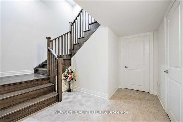 74 Merlin St, House detached with 5 bedrooms, 6 bathrooms and 4 parking in Oakville ON | Image 22