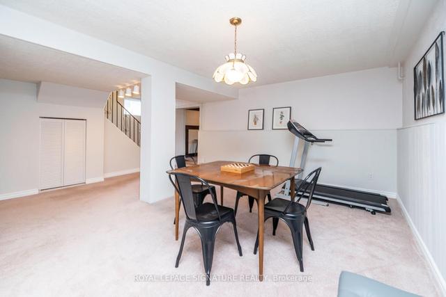 19 Wooster Wood, House detached with 3 bedrooms, 2 bathrooms and 5 parking in Toronto ON | Image 22