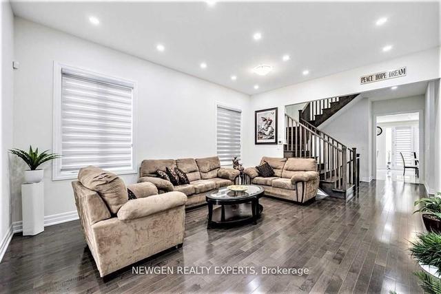 74 Merlin St, House detached with 5 bedrooms, 6 bathrooms and 4 parking in Oakville ON | Image 23