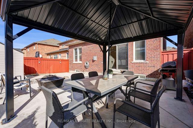 22 Hybrid St, House detached with 4 bedrooms, 4 bathrooms and 6 parking in Brampton ON | Image 32