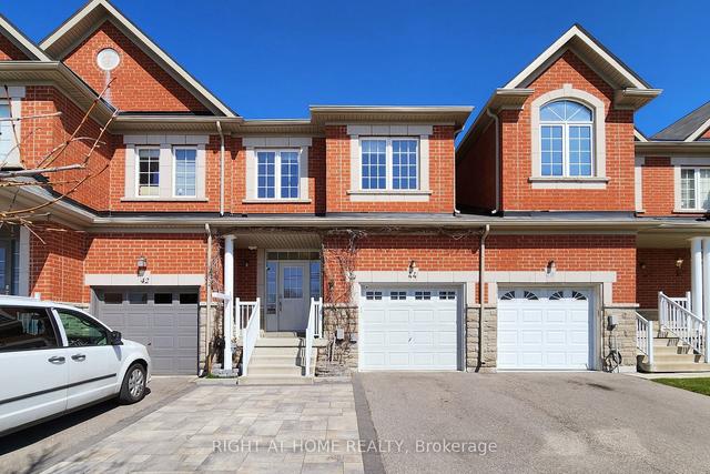 44 Walter Sinclair Crt, House attached with 3 bedrooms, 4 bathrooms and 3 parking in Richmond Hill ON | Image 1